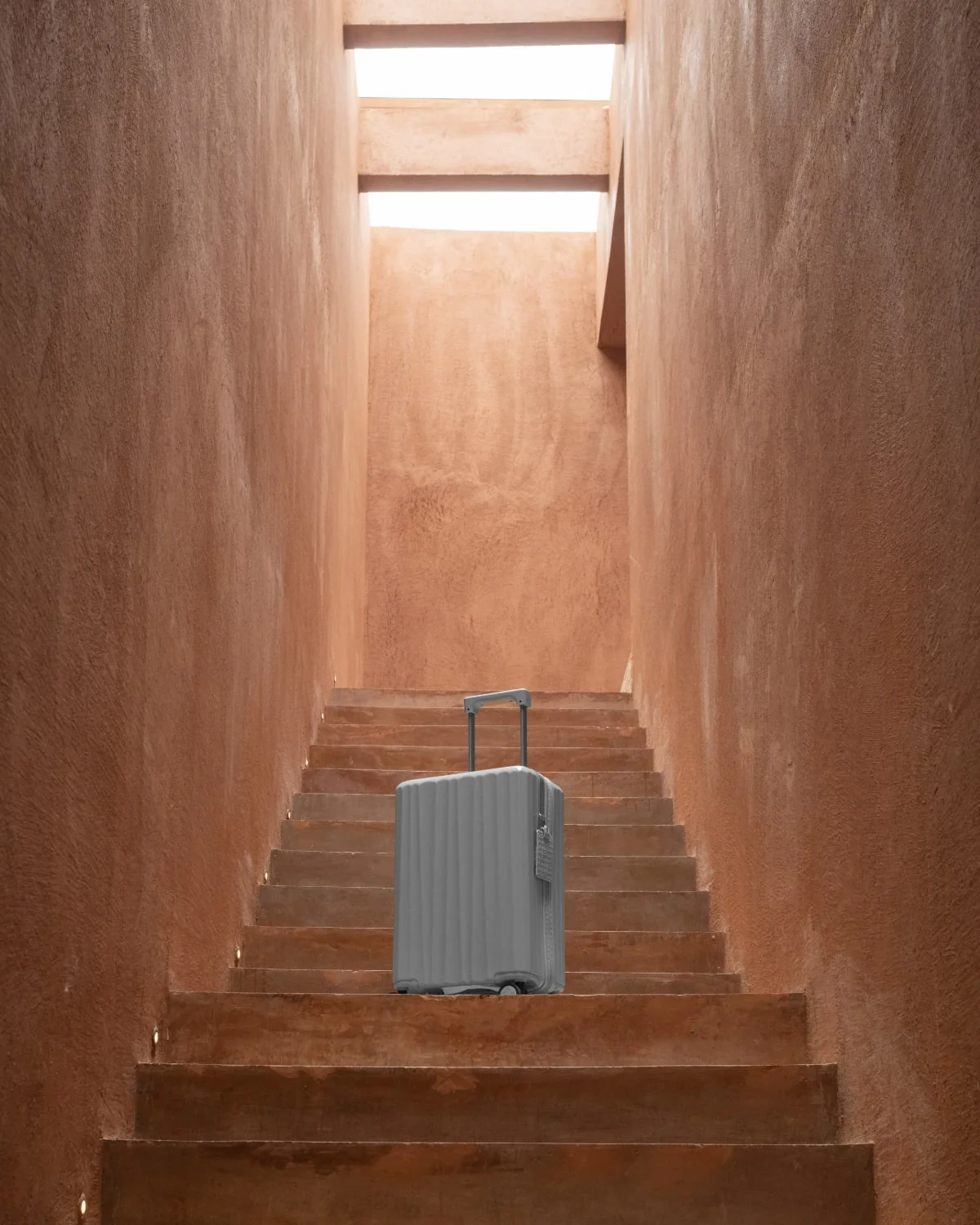 Bold Cabin Bag - Image 12