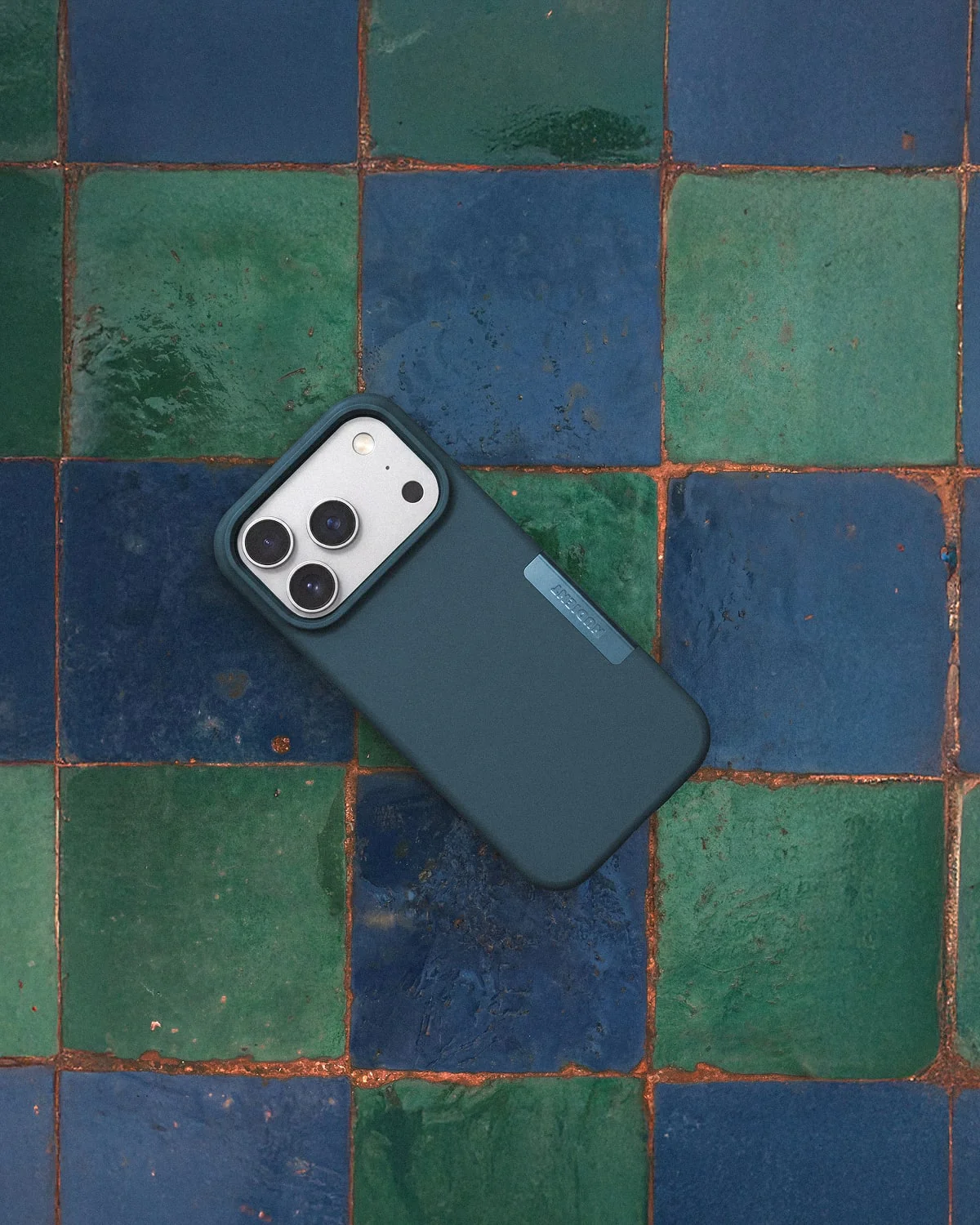 Thin Case - Image 2